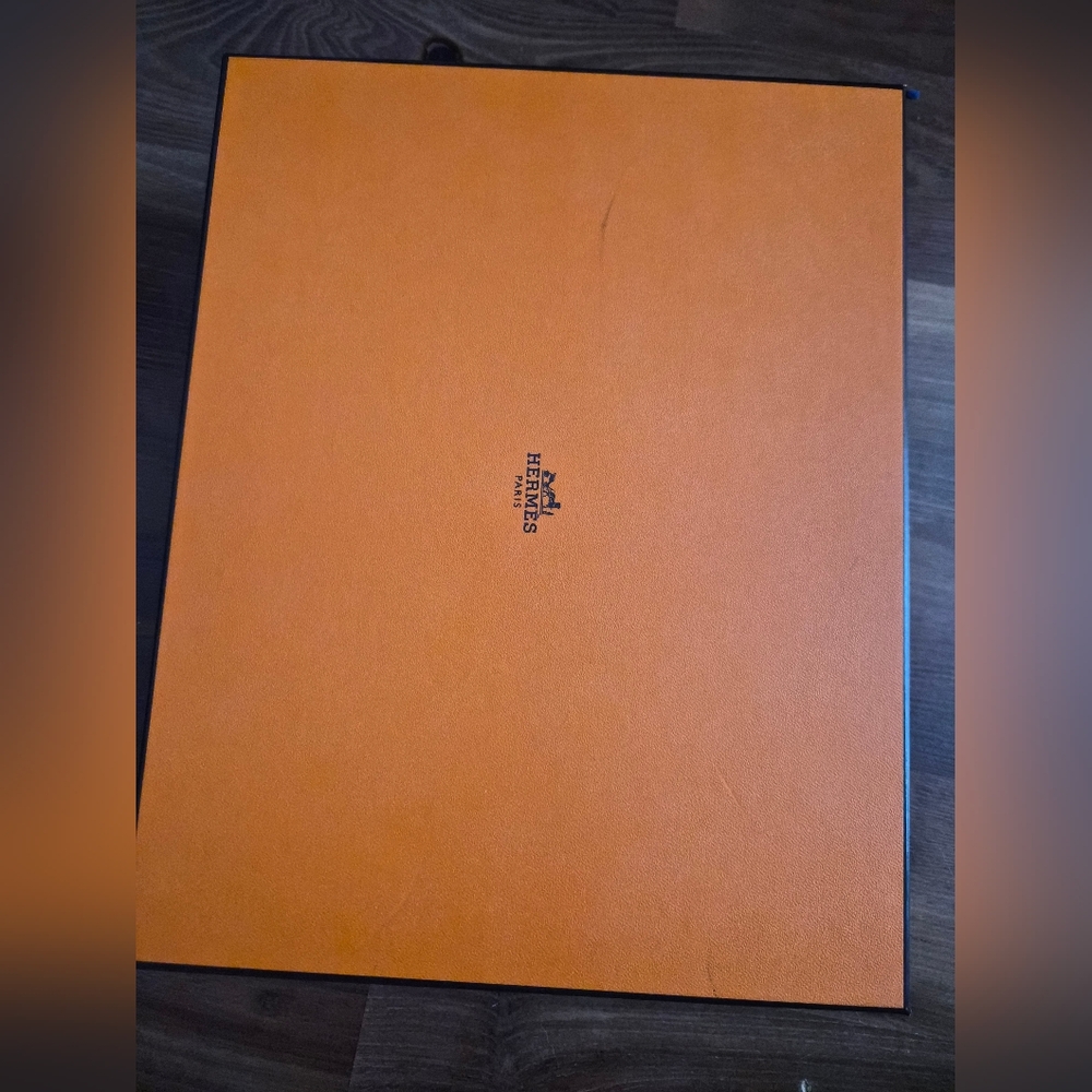Hermes Orange Signature Box